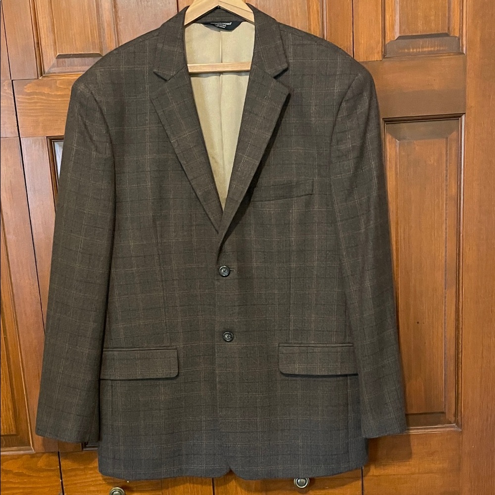 Pronto- Uomo Brown Plaid Men’s Blazer 100 % Lambswool. Size 46R Retail $150 NWOT